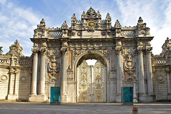 Dolmabahce Palace & Uskudar(Asian Side) Afternoon Tour - What to Expect