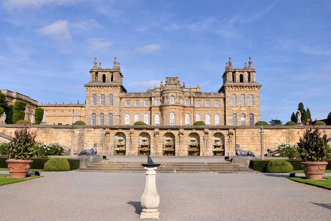 Downtown Abbey Village in The Cotswolds, Blenheim Palace & Lunch - Cotswolds Picturesque Villages