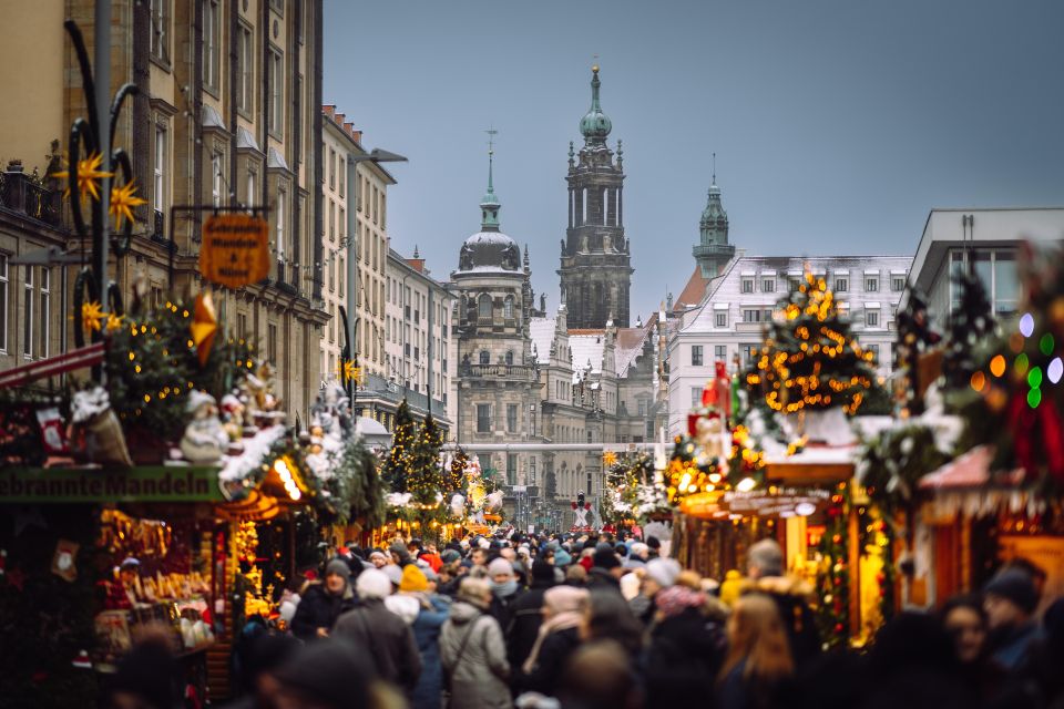 Dresden: Advent Tour With Stollen Tasting and Mulled Wine - Discover Dresdens Christmas Markets