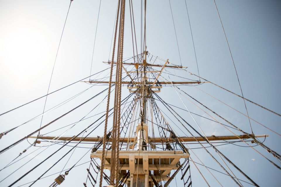 Dublin: Jeanie Johnston Tall Ship Irish Famine History Tour - Historical Context and Experience