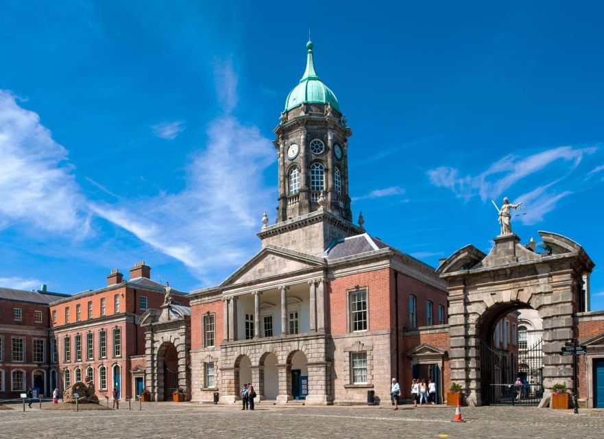 Dublin Private Tour With Skip-The-Line Dublin Castle Tickets - Highlights & Experience