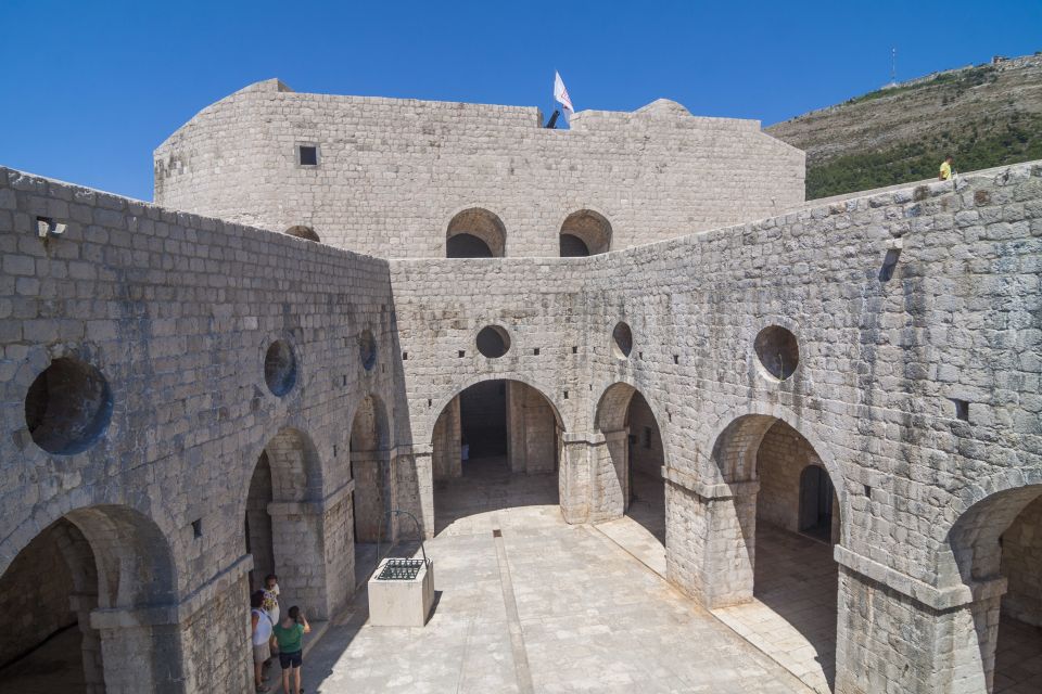 Dubrovnik: Game of Thrones Walking, Car and Boat Tour - Tour Experience