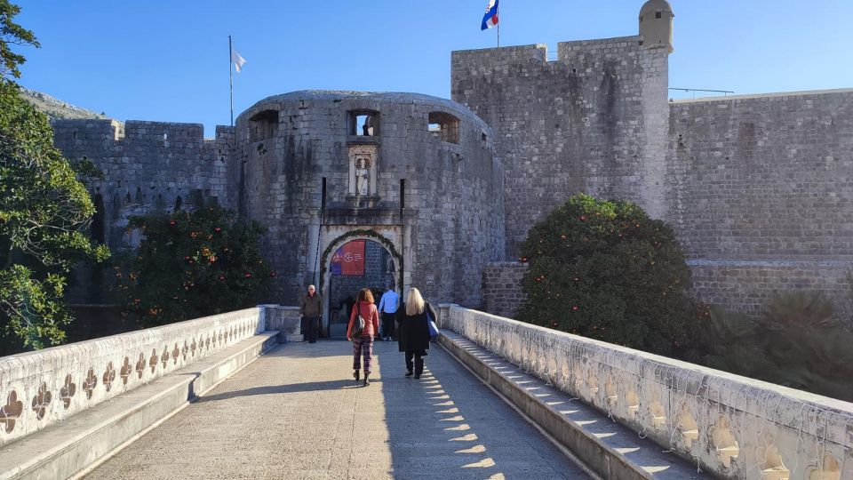 Dubrovniks Old Town: An Audio Tour of the Walled City - Experience and Highlights