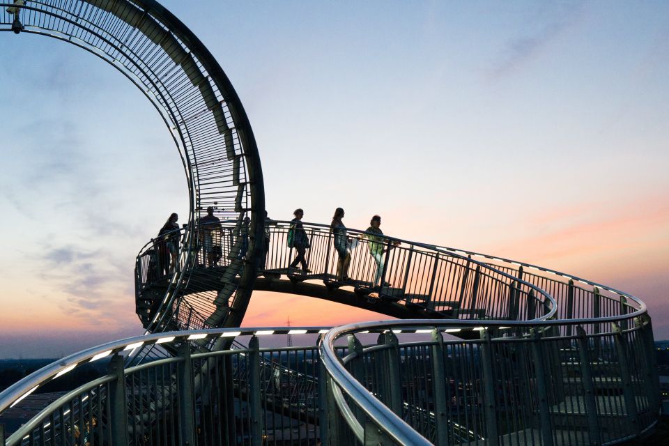 Duisburg: Guided Evening Tour at Tiger and Turtle - Experience Highlights