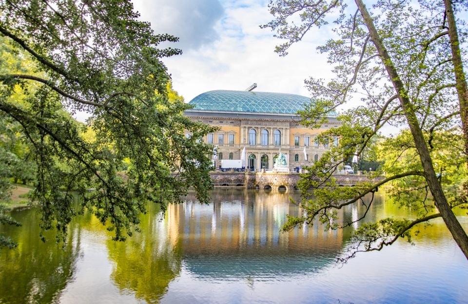 Dusseldorf: Capture the Most Photogenic Spots With a Local - Highlights of the Tour