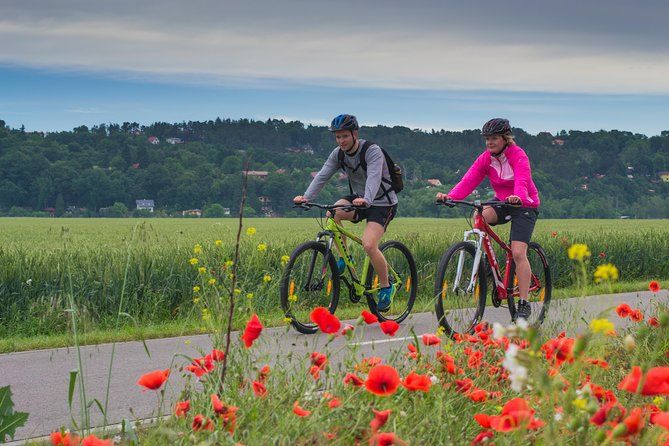 E-Bike Full-Day Trip From Prague: The Mighty Karlstejn Castle - Explore the Historic Karlstejn Castle