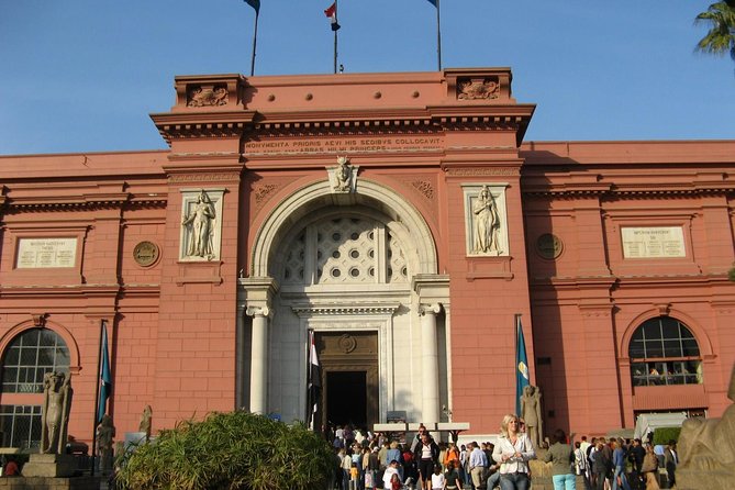 Egyptian Museum in Cairo: Private Guided Tour - Knowledgeable Egyptologist Guide