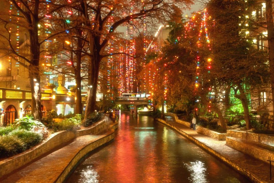 Enchanted Christmas Stroll: San Antonio's Festive Gems - Tour Language and Availability