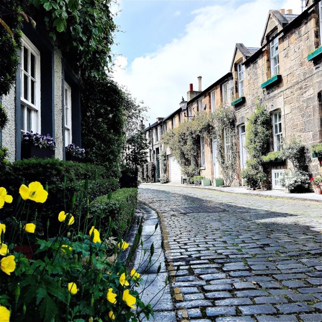 Enchanting Edinburgh: Half-Day Walking Tour With Local Guide - Calton Hill Exploration