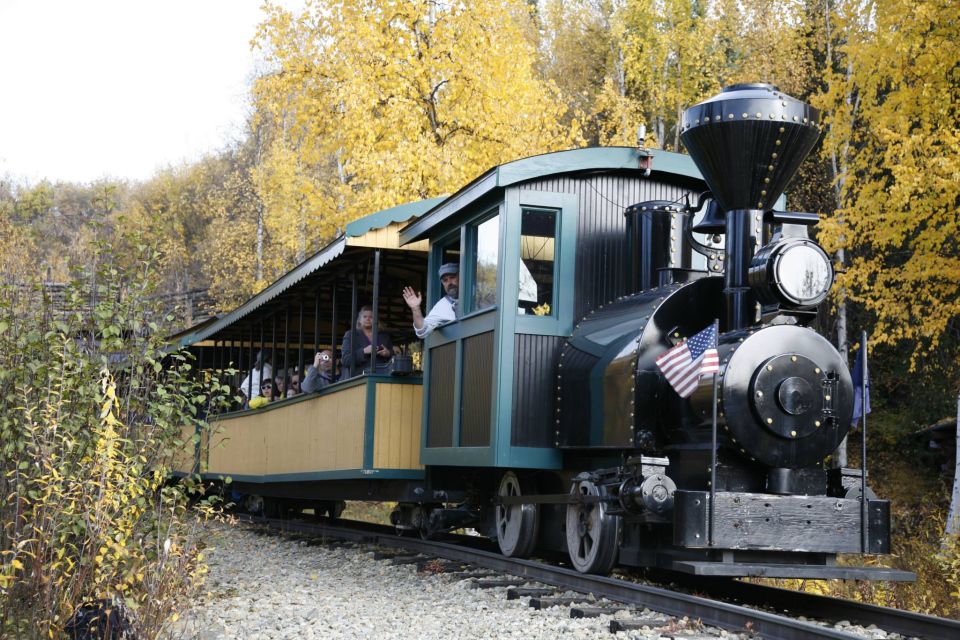 Fairbanks: Gold Dredge 8 Historic Train Tour - Tour Duration and Inclusions