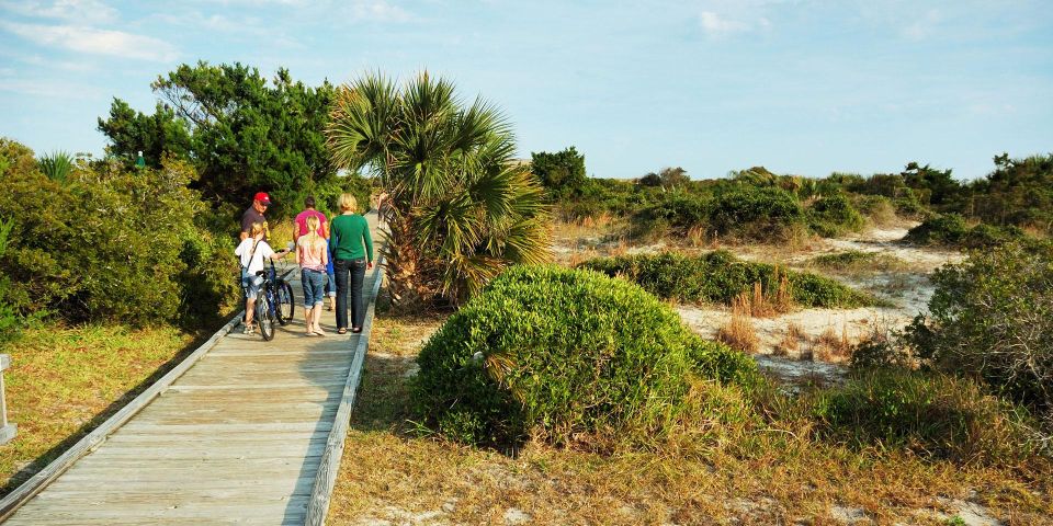 Family Treasures: Fernandina Beach Discovery Walk - Strolling Through Centre Street