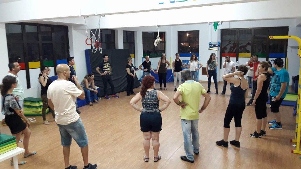 Faro: Private or Group Dance Lessons (Salsa, Bachata, Kizomba) - Structured Program for All Levels