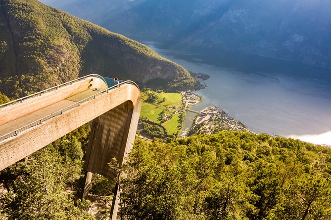 Flam: The Spectacular Stegastein Viewpoint Tour (Small Group) - Ideal for Cruise Ship Passengers