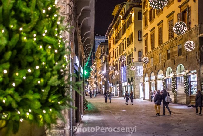 Florence by Night Photo Walking Tour With a Professional Photographer - Private Tour Experience