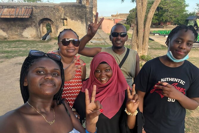 Fort Jesus Museum Walking Tour in Mombasa - Meeting Point and Guide Attire