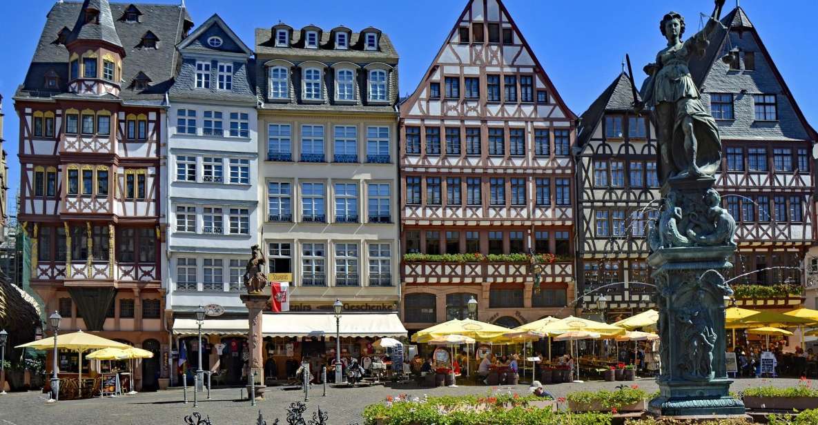 Frankfurt: Private Christmas Market Tour - History of the Christmas Market