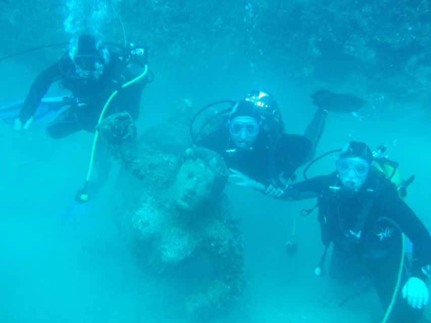 Fréjus: Diving Experience in Port-Fréjus With an Instructor - Highlights of the Underwater Exploration