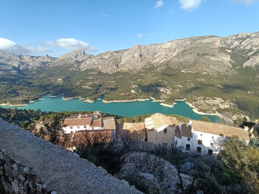 From Alicante, Benidorm to Guadalest. Gidovik - Exploring Guadalests Old Streets and Shops