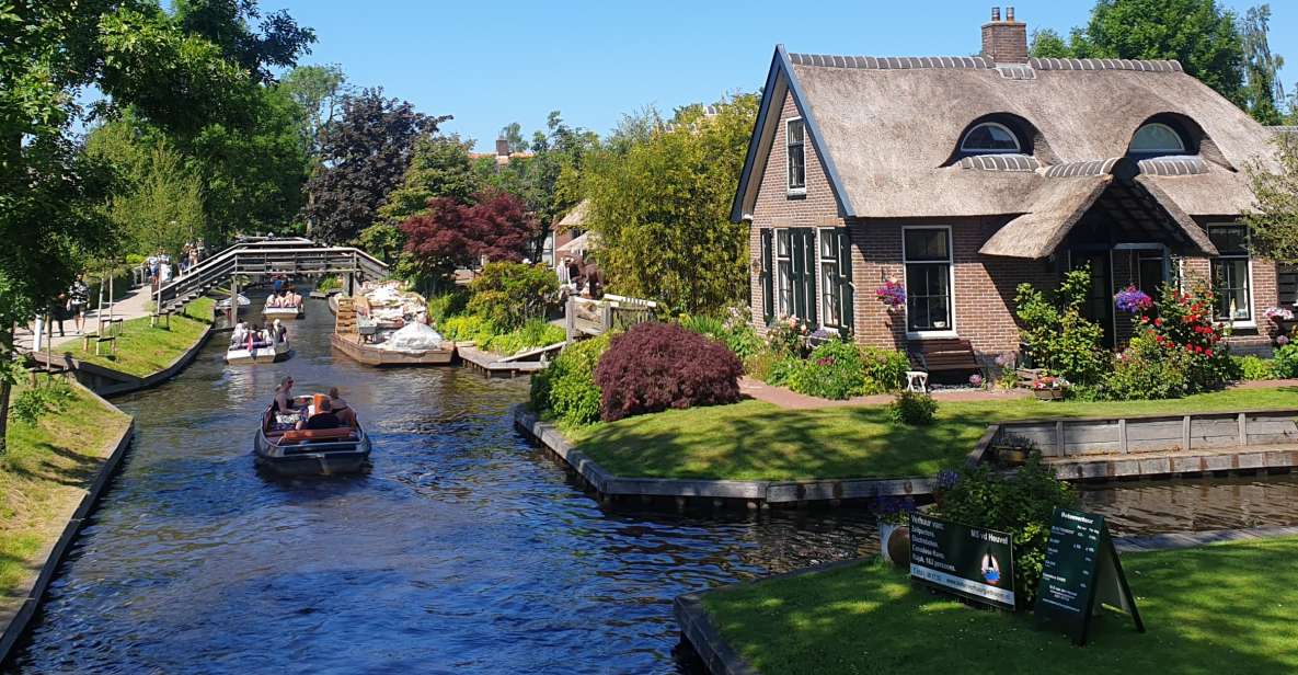 From Amsterdam: Giethoorn Day Trip With Small Electric Boat - Itinerary and Highlights