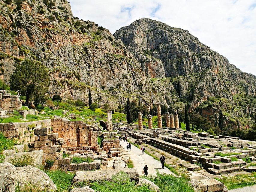 From Athens: Delphi Private Tour With Lunch Time - Culinary Experience