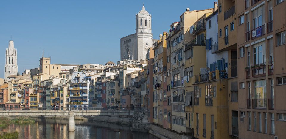 From Barcelona: Girona & Costa Brava Game of Thrones Tour - Transportation and Pickup