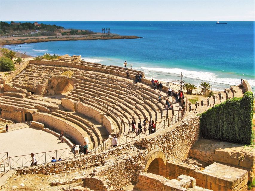 From Barcelona: Private Full-Day Tarragona and Sitges Tour - Visiting the Roman Aqueduct