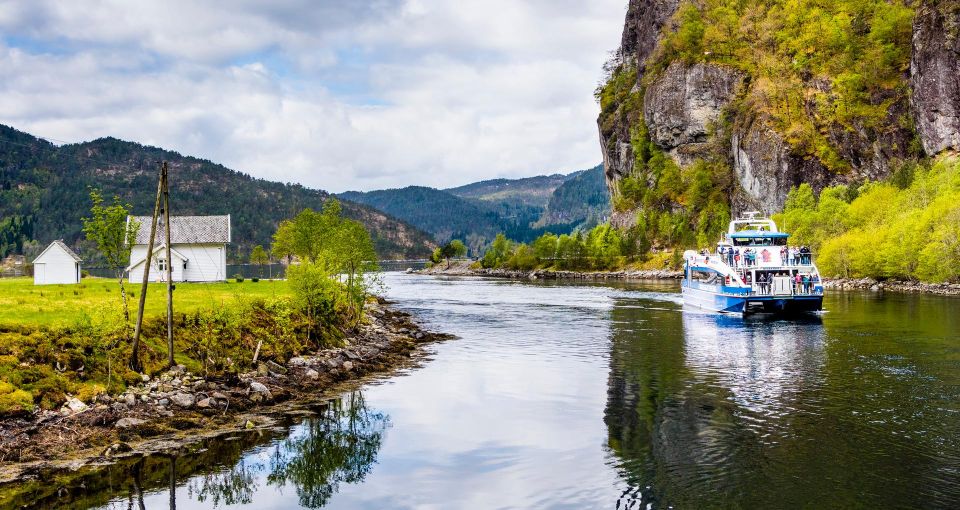 From Bergen: Scenic Fjord Cruise to Mostraumen - Highlights of the Fjord Cruise