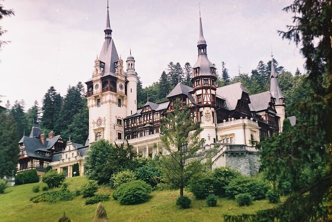 From Bucharest: Draculas Castle, Peles Castle and Brasov Old Town Full Day Tour - Meeting Point Details