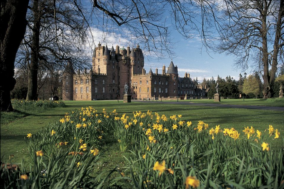 From Edinburgh: Glamis and Dunnottar Castles Tour in English - Visiting Glamis Castle