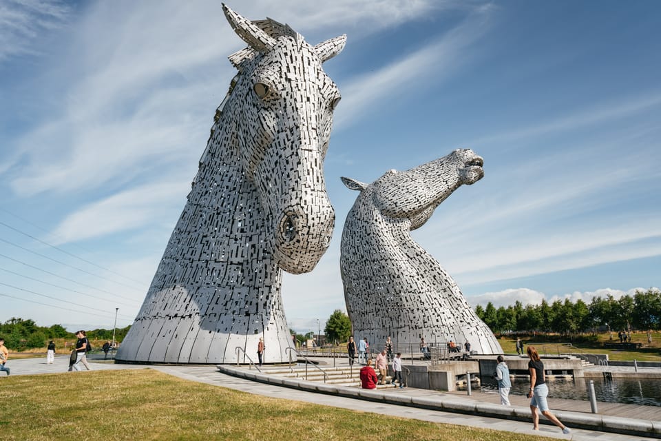 From Edinburgh: Loch Lomond, Stirling Castle & Kelpies Tour - Itinerary Highlights