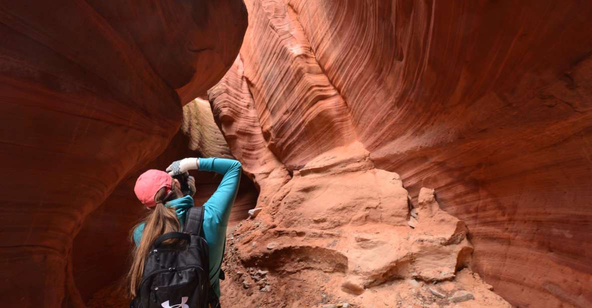 From Kanab: 3-Hour Peek-a-Boo Slot Canyon Hiking Tour - Booking Information