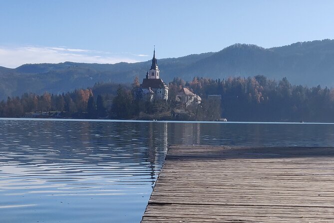 From Ljubljana to Lake Bled - Slovenia Tourist Taxi - Pickup and Meeting