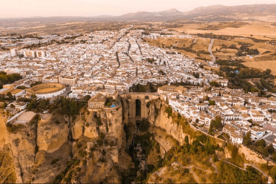 From Malaga: Ronda Private Day Tour - Guided Tour of Ronda