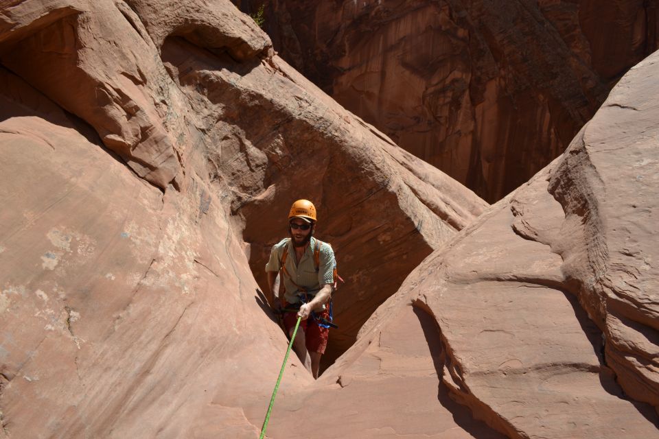 From Moab: Half-Day Zig Zag Canyon Canyoneering Experience - Meeting Point and Logistics