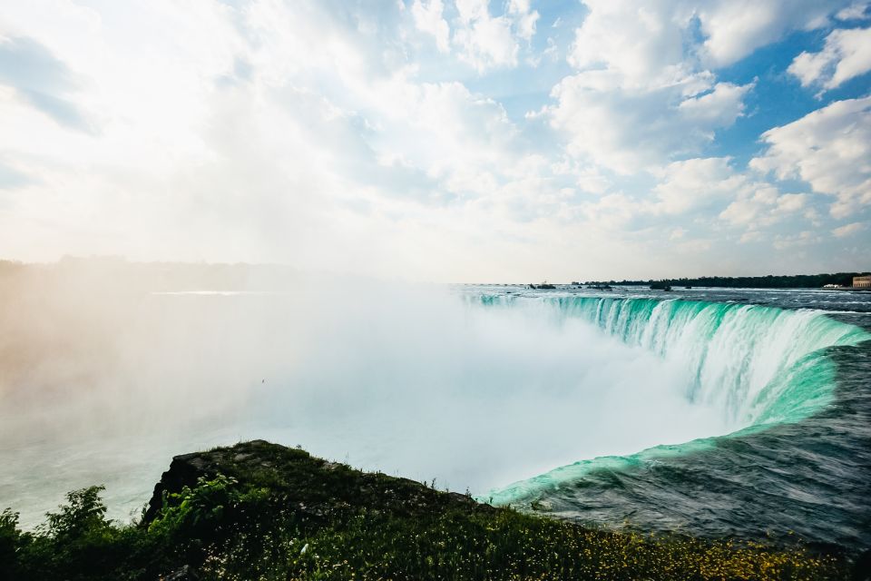 From Nyc: 2-Day Tour to Niagara Falls With Outlet Shopping - Itinerary for Day 1