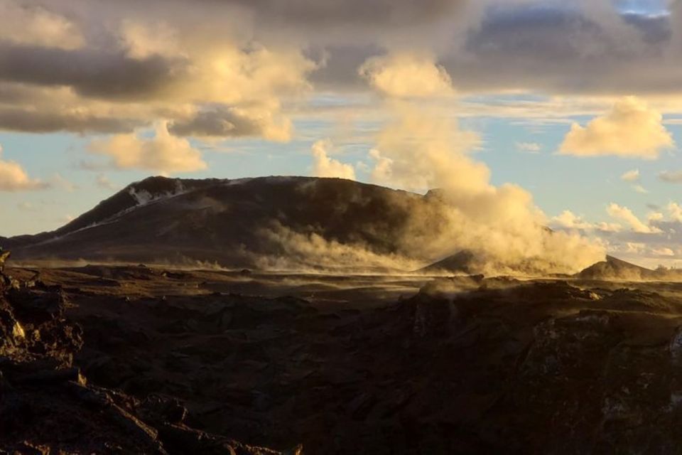 From Pahoa: Kilauea Eruption Tour - Live Tour Guide in English