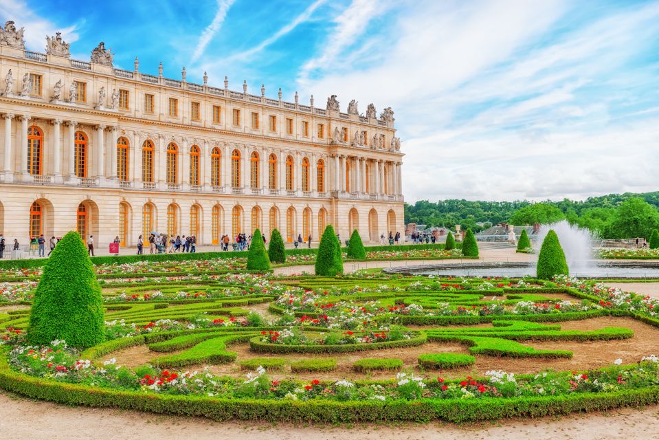 From Paris: Giverny and Versailles Palace Guided Day Trip - Itinerary Overview