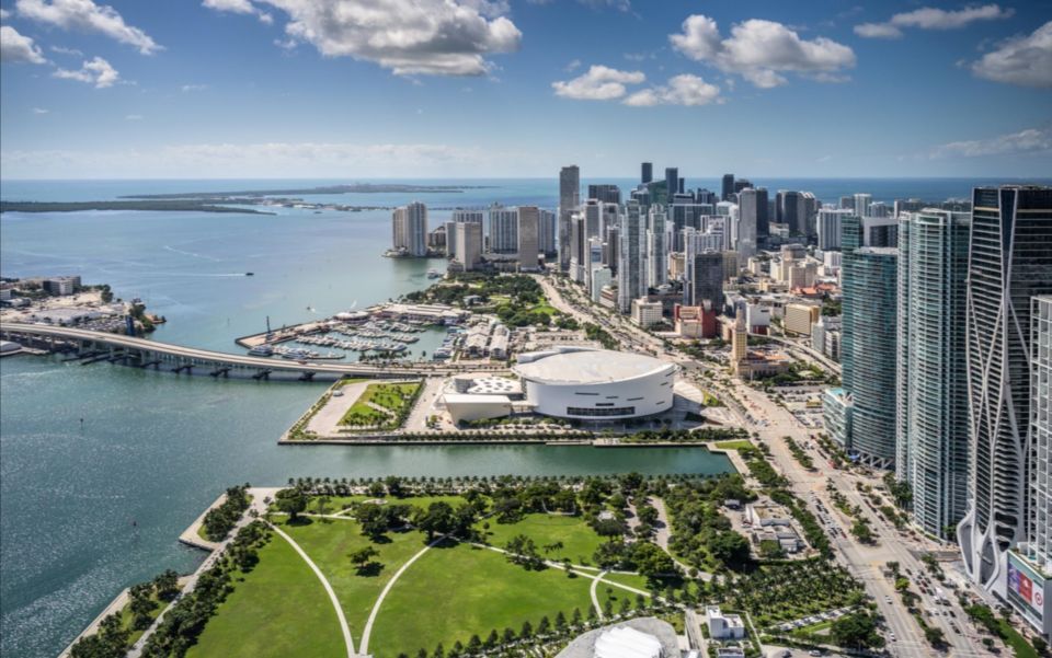 From Pembroke Pines: Helicopter Tour Over Miami - Highlights of the Miami Skyline