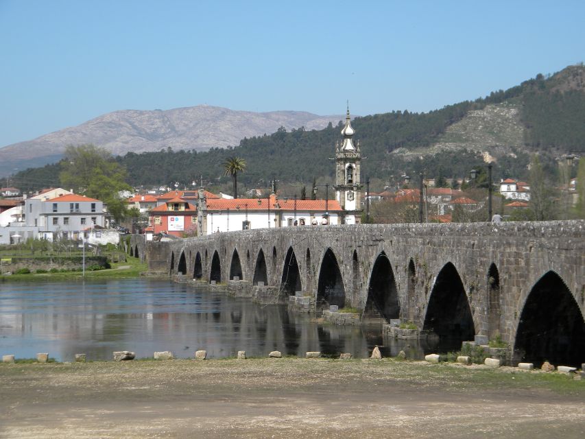 From Porto: Viana Castelo and Ponte Lima Private Tour - Pick-up and Drop-off in Porto