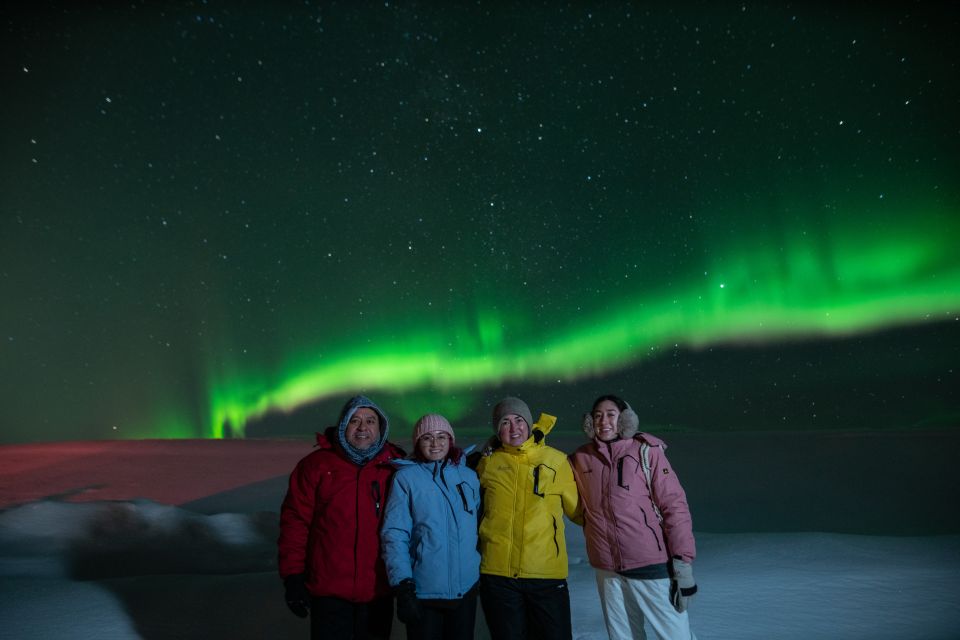 From Reykjavik: Northern Lights Guided Tour With Photos - Pickup and Transportation