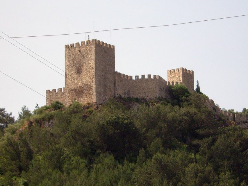 From the Castel to Cabo Espichel Jeep Tour - Castelo De Sesimbra