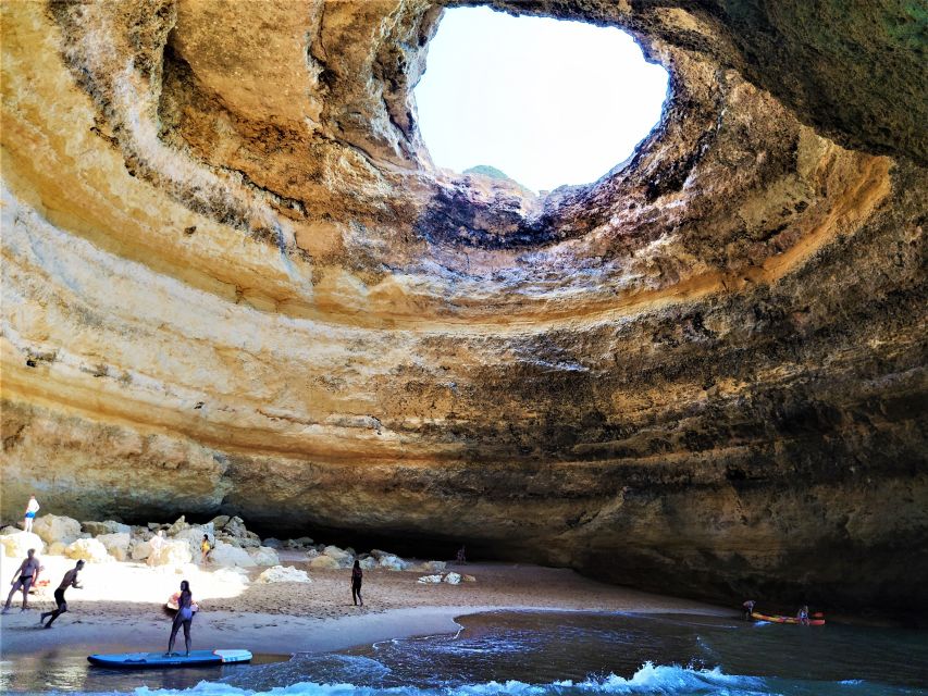 From Vilamoura: 2.5-Hour Benagil Cave and Dolphins Boat Tour - Itinerary and Experience