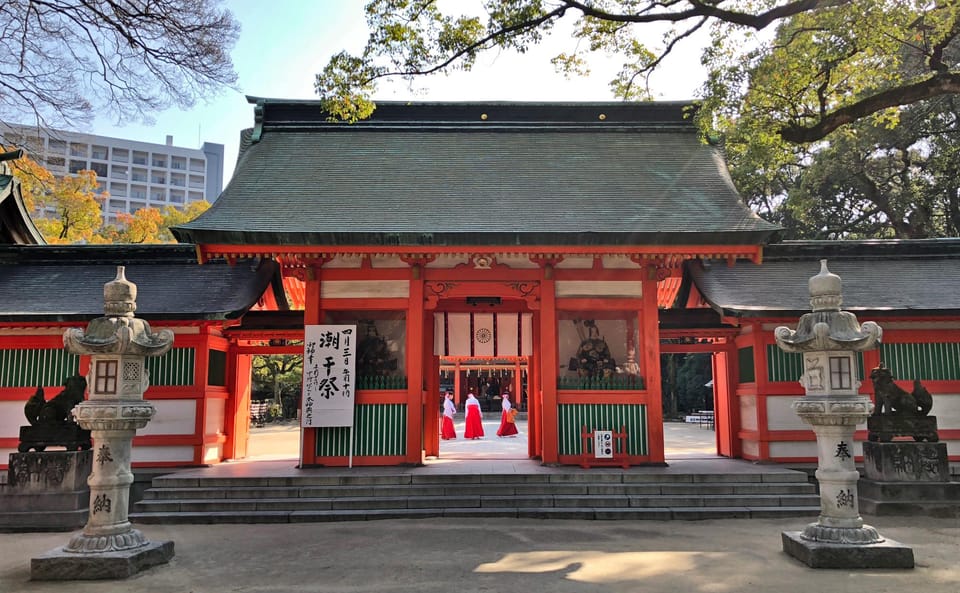 Fukuoka Essentials: History, Culture, & Charms - Itinerary Highlights