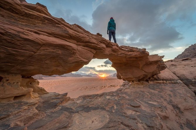 Full-Day Jeep Safari Wadi Rum Highlights! W/ Bedouin Lunch - Bedouin-Style Lunch