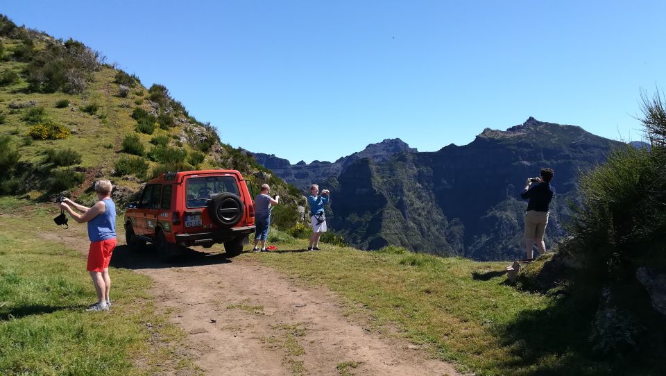 Funchal: Câmara Lobos & Girão Sea Cliff Half-Day Jeep Tour - Itinerary Highlights