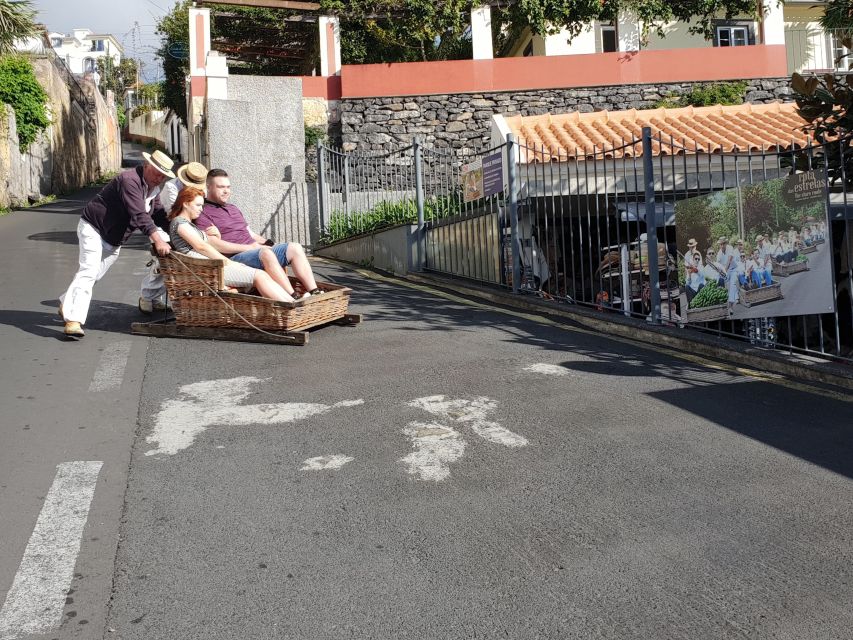 Funchal: Monte and Old Town Tour by Tuk-Tuk - Experience Highlights