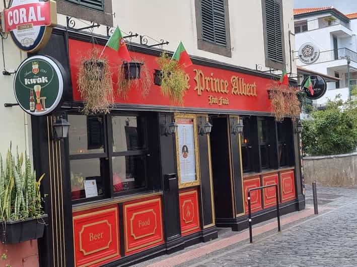 Funchal: Pub Crawl - Itinerary and Locations