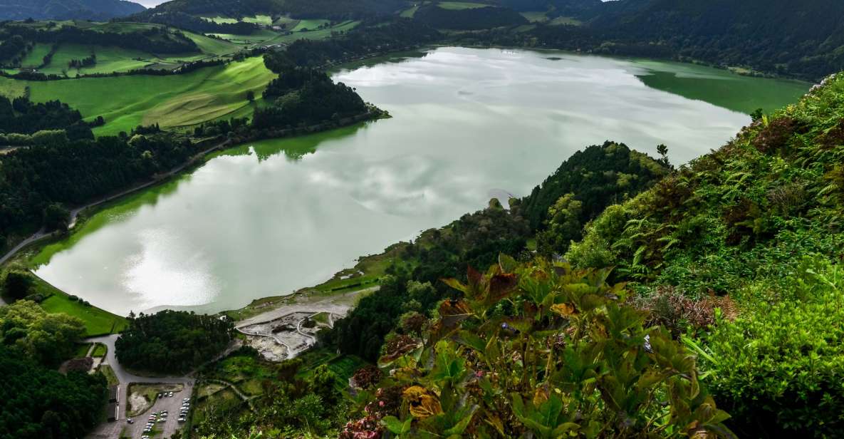 Furnas: Tea Plantations, Lake and Volcano Guided Tour - Itinerary Highlights