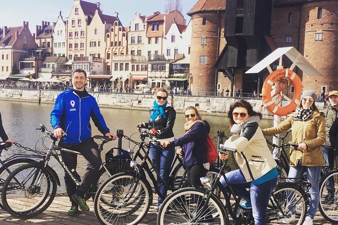 Gdansk Highlights Bicycle Tour - Group Size and Duration