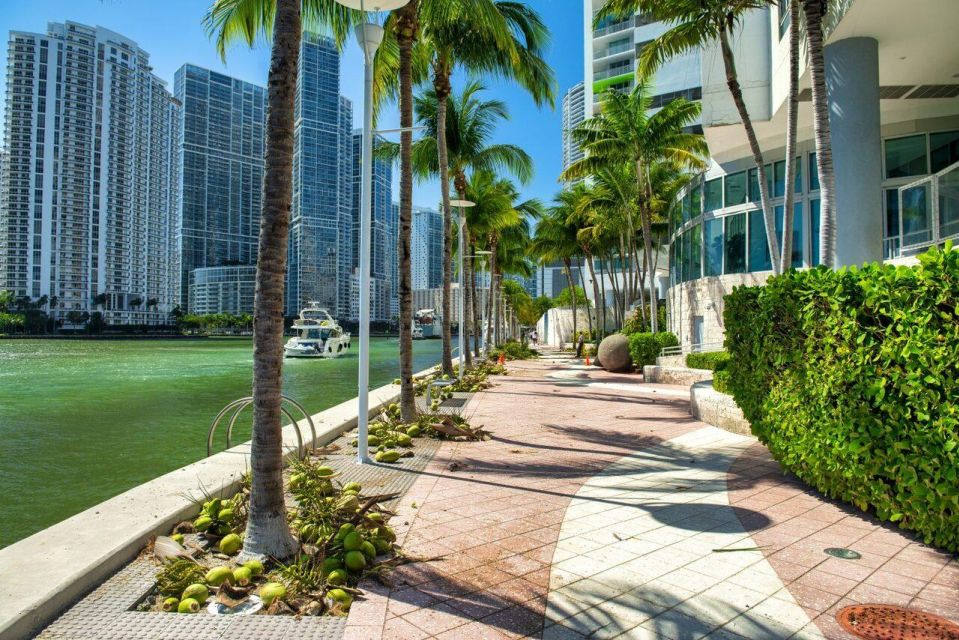 Gems of Miami Downtown Walking Tour - Architectural Marvels of Miami